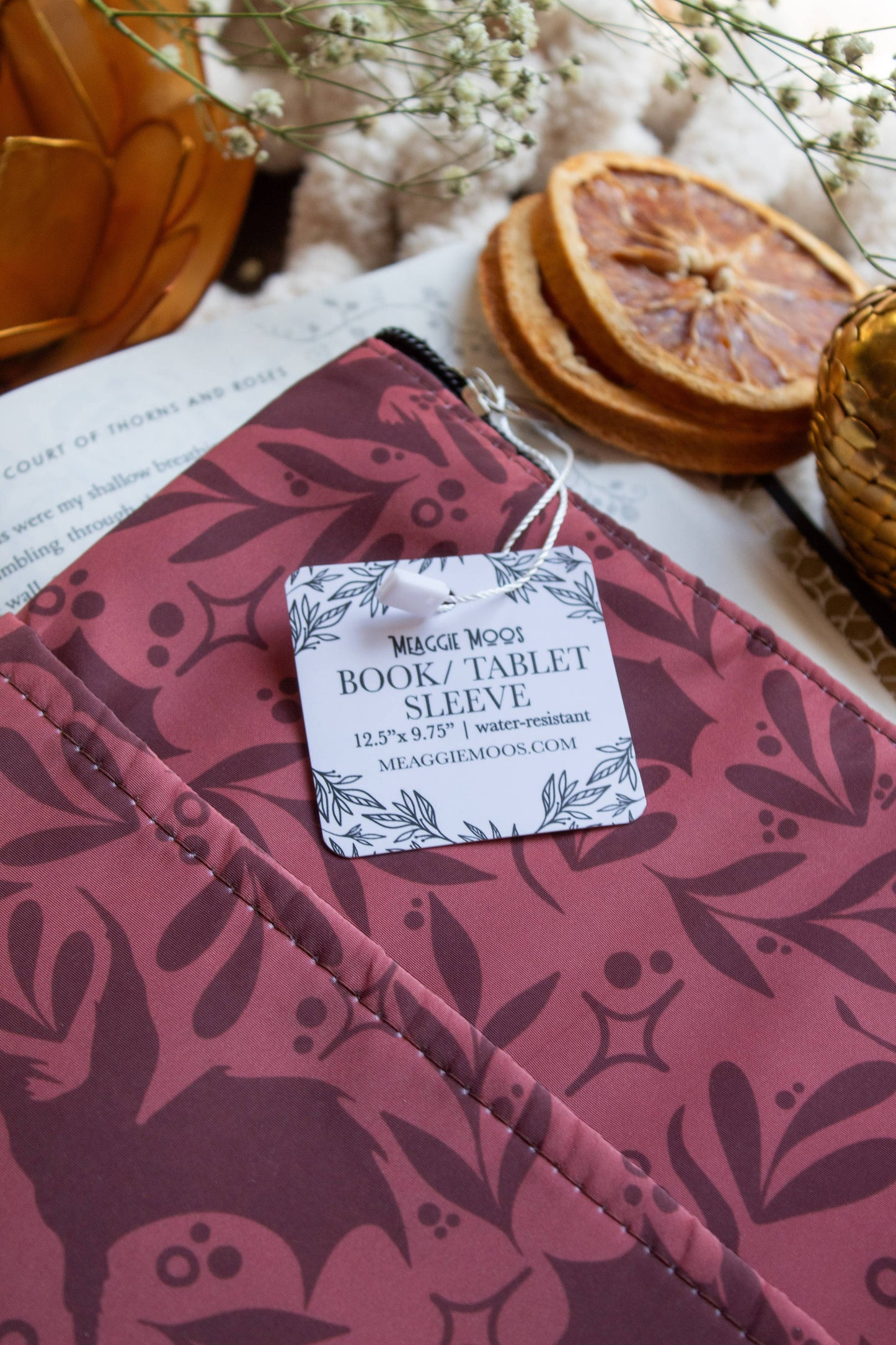 Meaggie Moos - Book / Tablet Sleeve | Rust Dragons - The Secret Garden Bookery