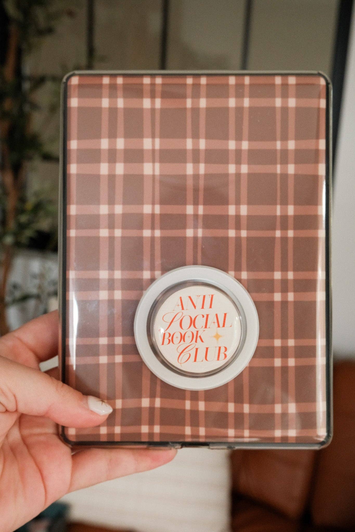 The Tiny Bookshelf - Well Read Kindle | Kobo Grips - The Secret Garden Bookery