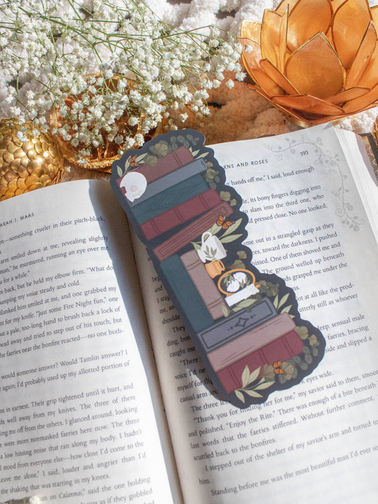 Meaggie Moos - Dark Academia Bookshelf Bookmark  | Soft Touch - The Secret Garden Bookery