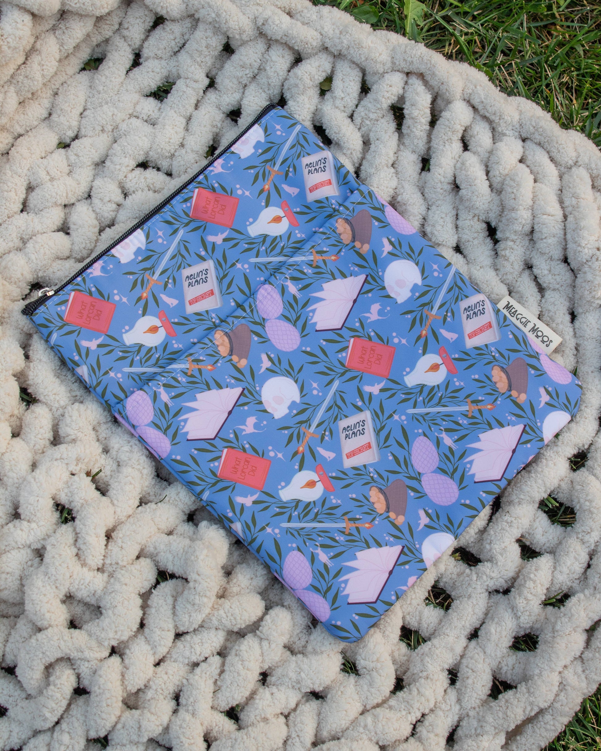 Meaggie Moos - Book / Tablet Sleeve | Throne of Glass - The Secret Garden Bookery
