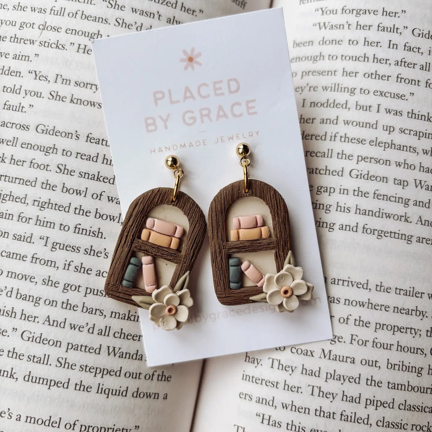 Floral Arch Bookshelf Earrings – The Secret Garden Bookery